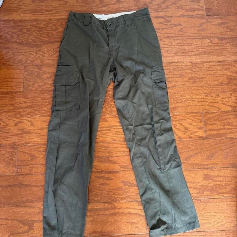 Dickies Men's Green and Khaki Trousers